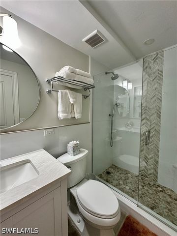 10951 GULFSHORE DR 1405, Naples, FL 34108
