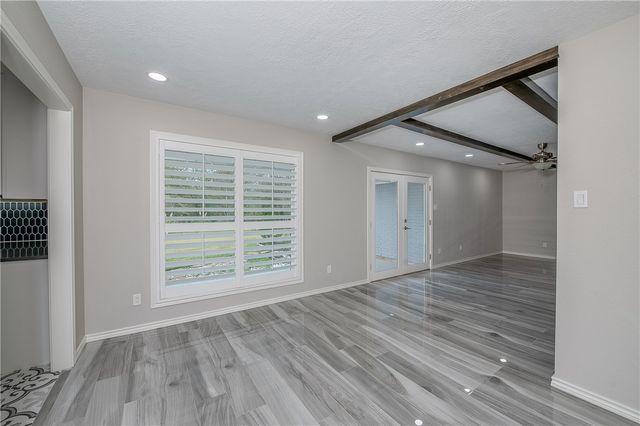 1203 Guadalupe Drive, College Station, TX 77840