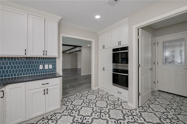 1203 Guadalupe Drive, College Station, TX 77840