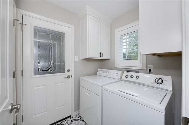 1203 Guadalupe Drive, College Station, TX 77840