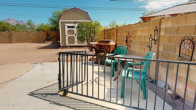 1347 S CACTUS Road, Apache Junction, AZ 85119