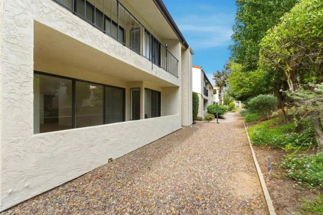 17607 Pomerado 107, San Diego, CA 92128