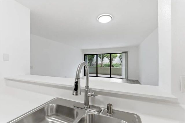 17607 Pomerado 107, San Diego, CA 92128