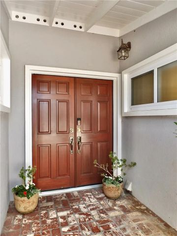 401 Daroca, Long Beach, CA 90803