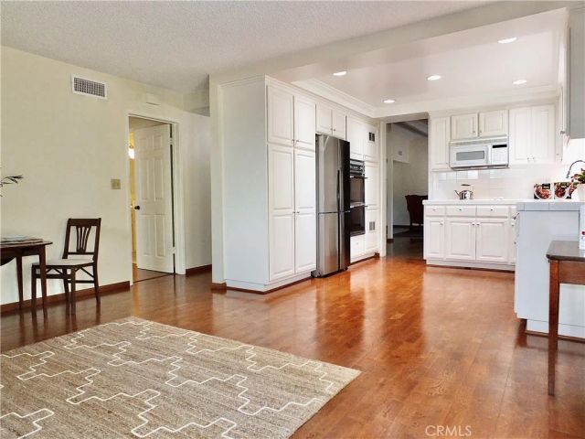 401 Daroca, Long Beach, CA 90803