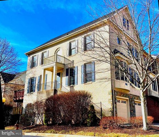 1030 GRAND OAK WAY, Rockville, MD 20852