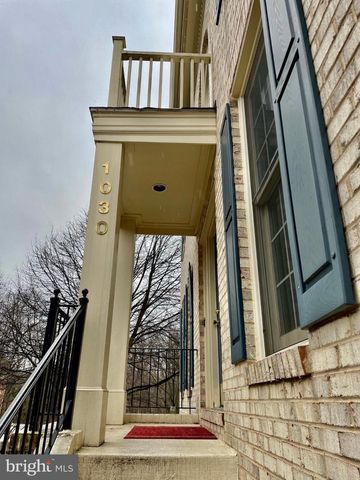 1030 GRAND OAK WAY, Rockville, MD 20852