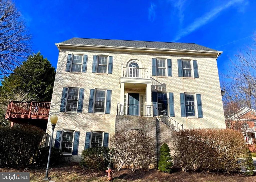 1030 GRAND OAK WAY, Rockville, MD 20852