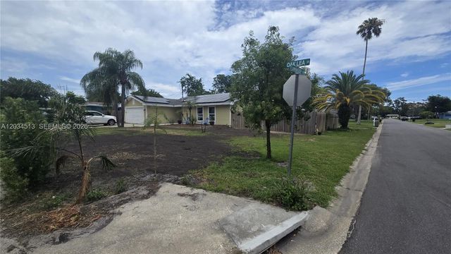 2845 Oak Lea Drive, Daytona Beach, FL 32119