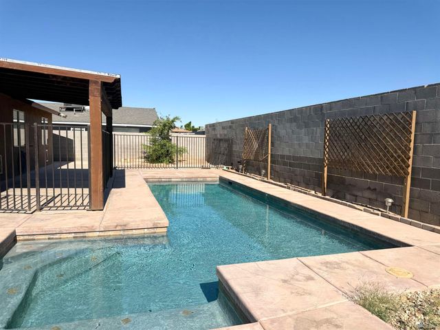 4584 W 18 Pl, Yuma, AZ 85364