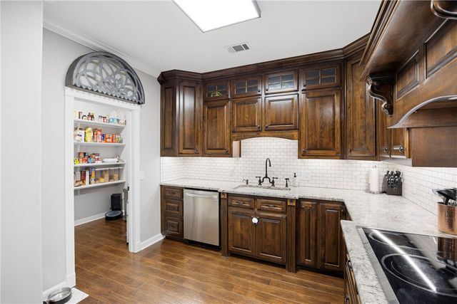 1088 Pine Twist Road, Russellville, AR 72802