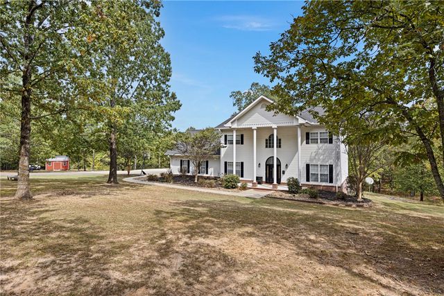1088 Pine Twist Road, Russellville, AR 72802