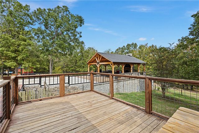 1088 Pine Twist Road, Russellville, AR 72802