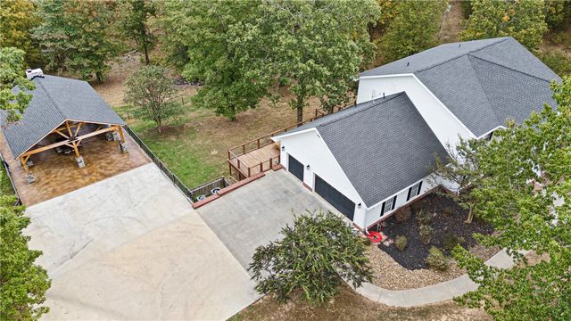 1088 Pine Twist Road, Russellville, AR 72802