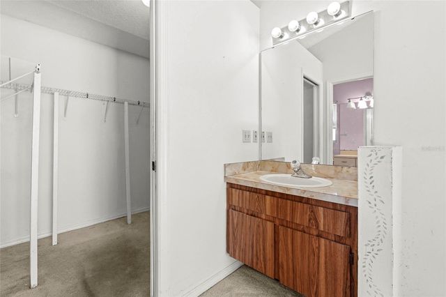 6909 9TH COURT E, Sarasota, FL 34243