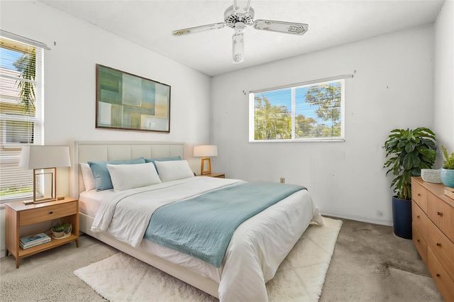 6909 9TH COURT E, Sarasota, FL 34243