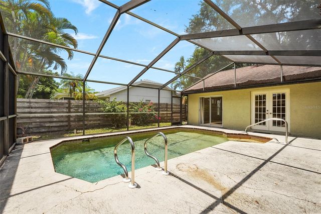 6909 9TH COURT E, Sarasota, FL 34243