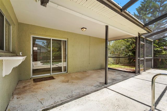 6909 9TH COURT E, Sarasota, FL 34243
