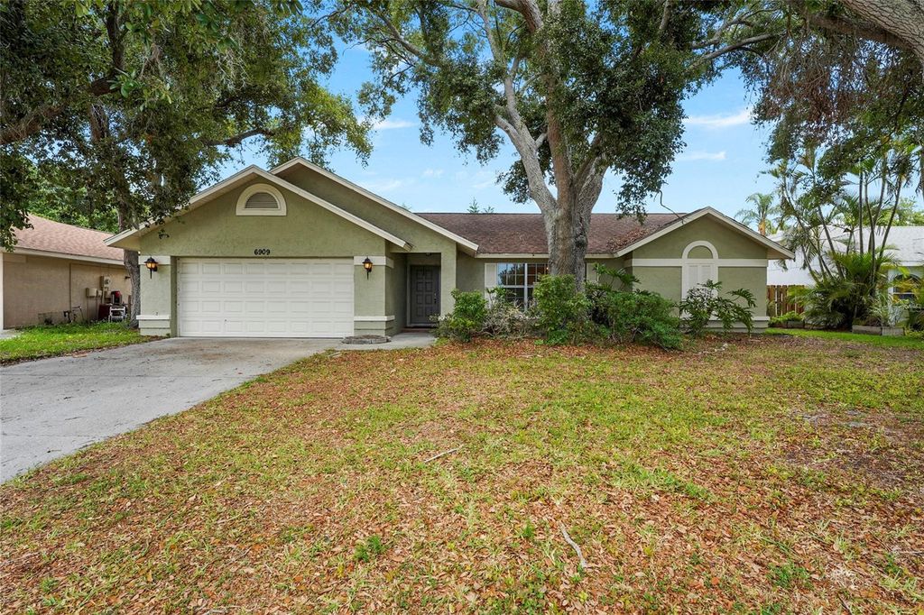 6909 9TH COURT E, Sarasota, FL 34243