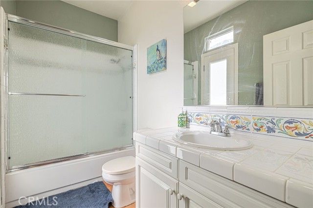 574 Oak Tree Court, Simi Valley, CA 93065