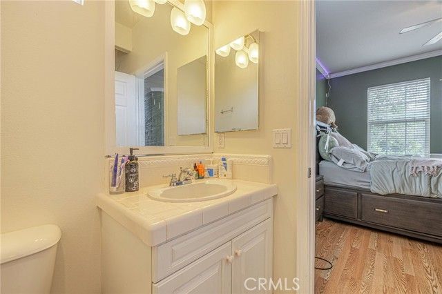 574 Oak Tree Court, Simi Valley, CA 93065