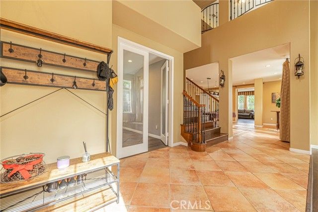 574 Oak Tree Court, Simi Valley, CA 93065