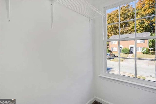 5232 Ridge Forest Drive UNIT A, Stone Mountain, GA 30083