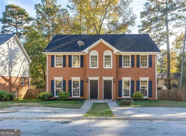 5232 Ridge Forest Drive UNIT A, Stone Mountain, GA 30083