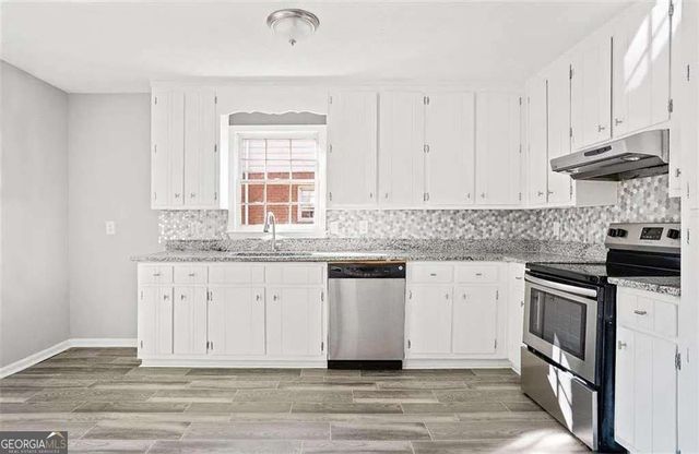 5232 Ridge Forest Drive UNIT A, Stone Mountain, GA 30083