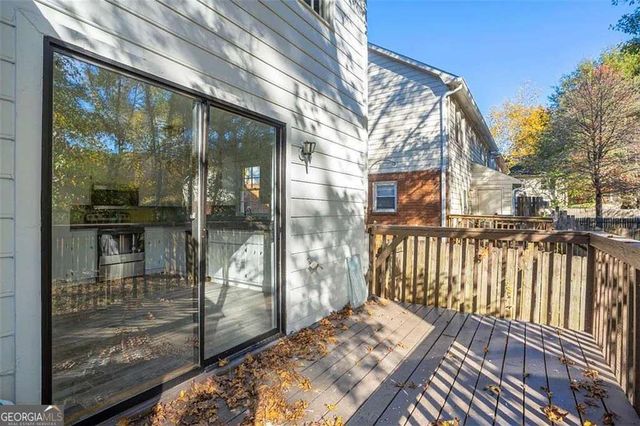 5232 Ridge Forest Drive UNIT A, Stone Mountain, GA 30083