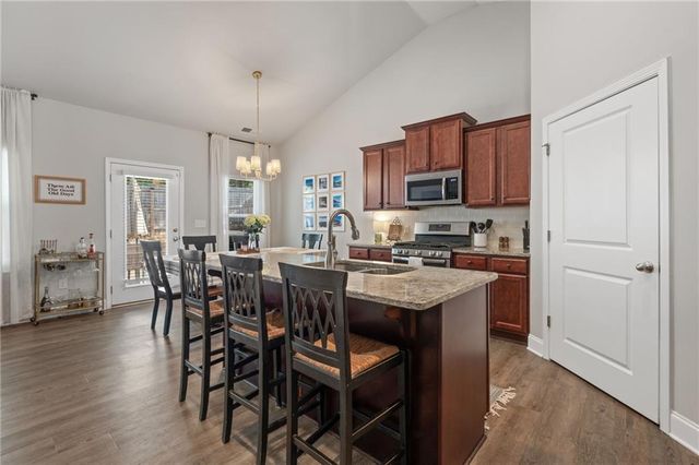 100 Camden Lake Way, Villa Rica, GA 30180