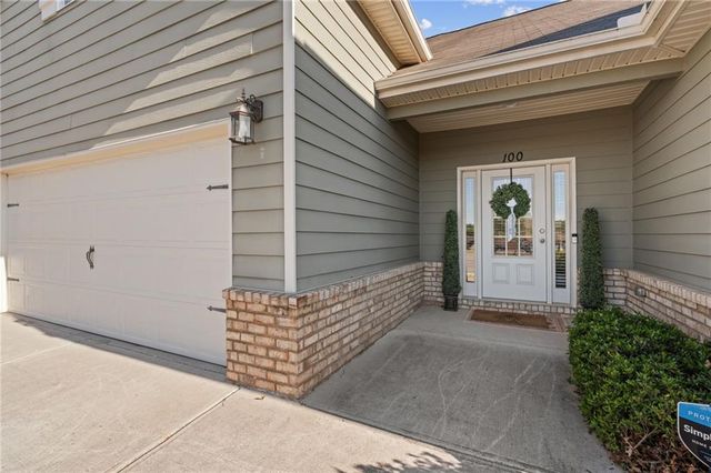 100 Camden Lake Way, Villa Rica, GA 30180