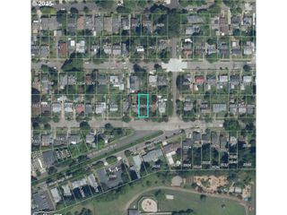 3431 Se FRANKLIN St west of, Portland, OR 97202