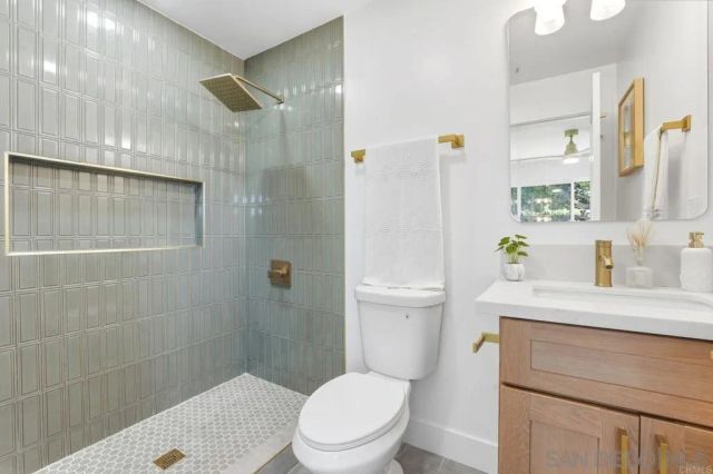 5822 Stadium St, San Diego, CA 92122