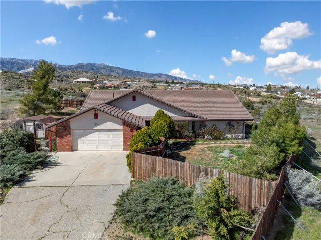 8672 Sierra Vista, Phelan, CA 92371