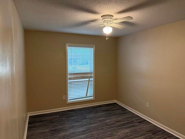5962 RAINTREE DR, Memphis, TN 38115