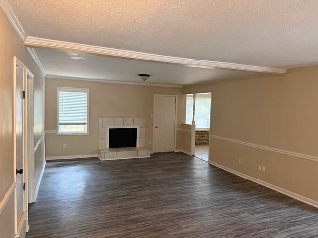 5962 RAINTREE DR, Memphis, TN 38115