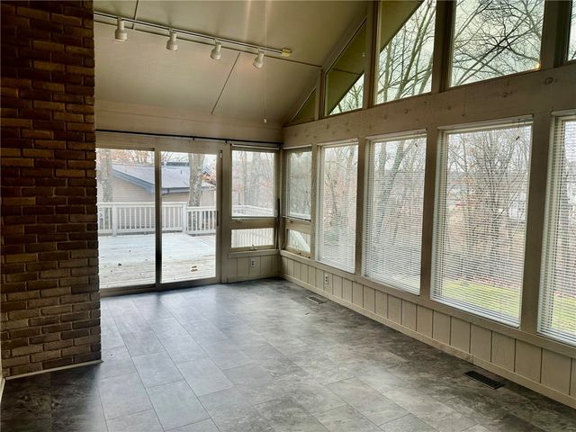 4 Lois Lane, Bella Vista, AR 72715