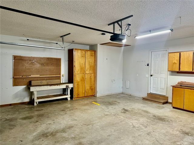 4 Lois Lane, Bella Vista, AR 72715