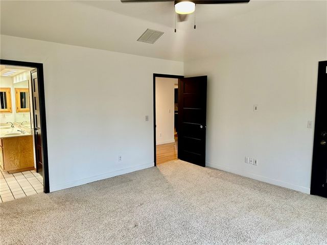 4 Lois Lane, Bella Vista, AR 72715