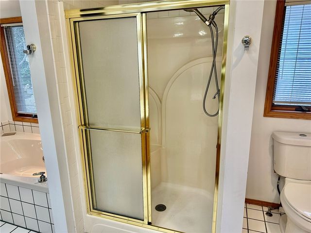 4 Lois Lane, Bella Vista, AR 72715