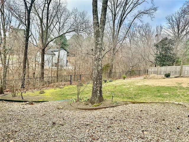 4 Lois Lane, Bella Vista, AR 72715