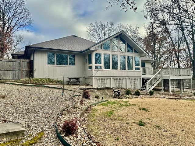 4 Lois Lane, Bella Vista, AR 72715