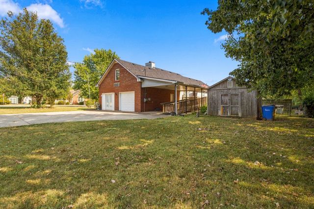 301 Carlton Pl, Goodlettsville, TN 37072