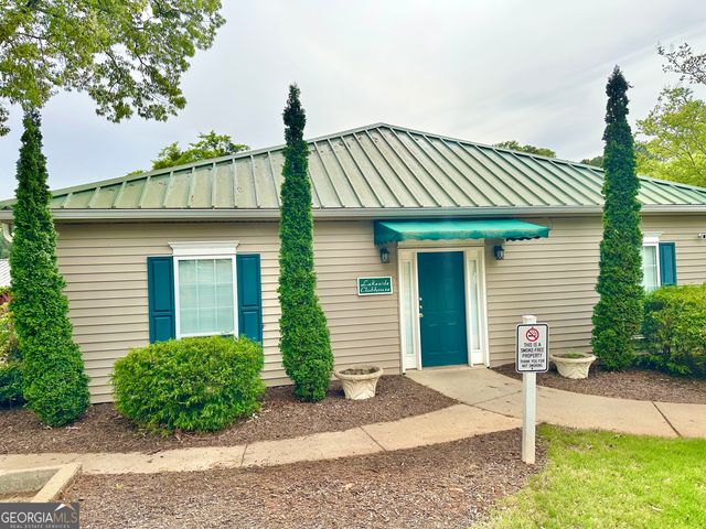 12342 Lakeside Parkway, Fayetteville, GA 30215