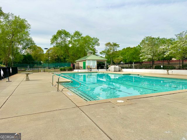 12342 Lakeside Parkway, Fayetteville, GA 30215