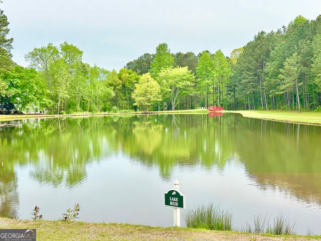 12342 Lakeside Parkway, Fayetteville, GA 30215