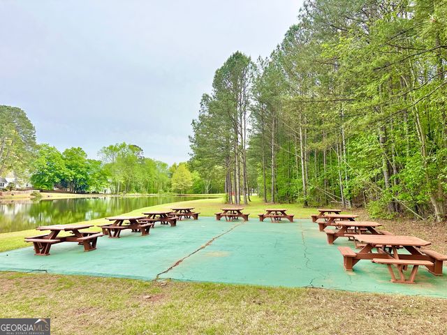 12342 Lakeside Parkway, Fayetteville, GA 30215