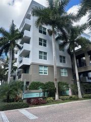 2421 NE 65th St 508, Fort Lauderdale, FL 33308