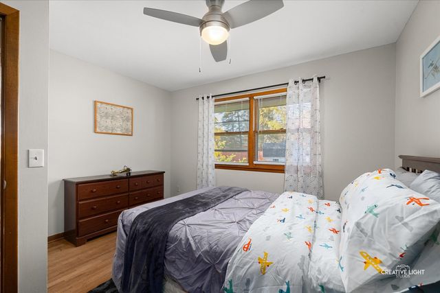 742 N Glenwood Place, Aurora, IL 60506